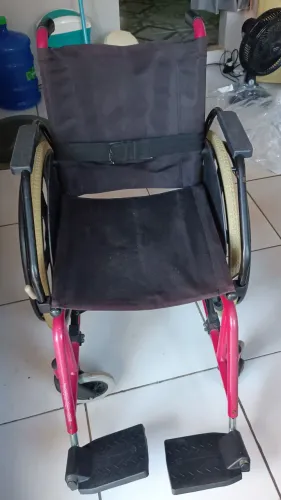 Cadeira de rodas 