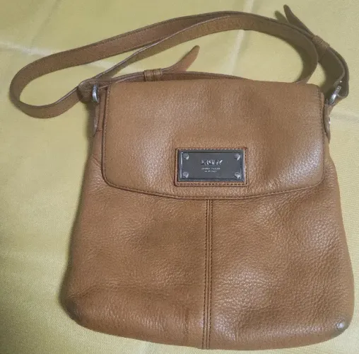 Bolsa DKNY (Donna Karan New York)