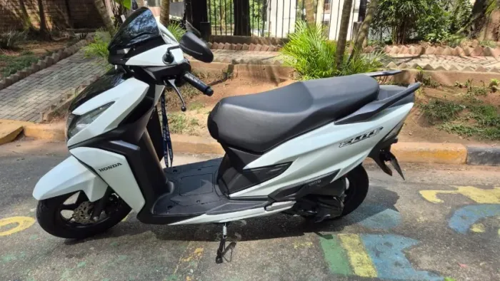 Honda Elite 25/26 - Baixa KM e 20% Abaixo da FIPE!