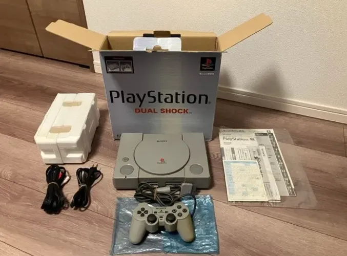 PlayStation PS1 SCPH-7500 Original, Serial Batendo, Lacrado e Completo PS1 Japonês