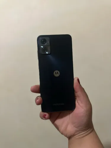 Moto E22 - 64GB acompanha película e carregador turbo