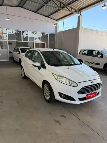 Ford Fiesta Tit./tit.plus 1.6 16V Flex Aut. 2015