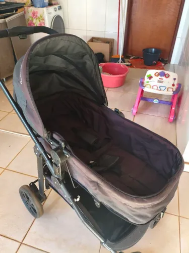 Carrinho de bebê Galzerano 