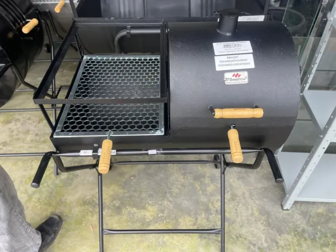 Churrasqueira baffo-grill c/rodas