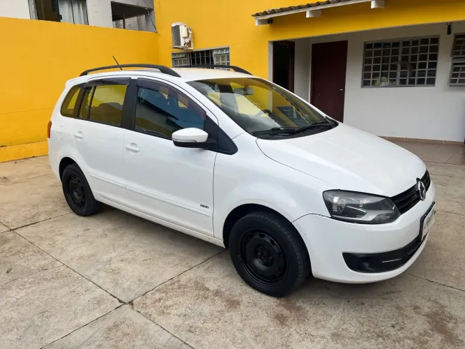 Volkswagen Spacefox 1.6/ 1.6 Trend Total Flex 8V 5P 2012