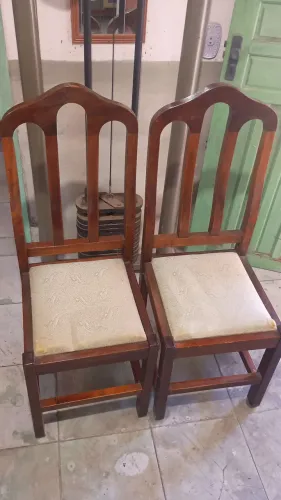 Cadeiras de jantar muito fortes e resistentes 