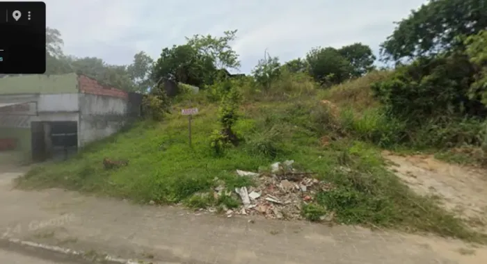 Terreno com 560m² à Venda no Vale das Pedrinhas - Guapimirim