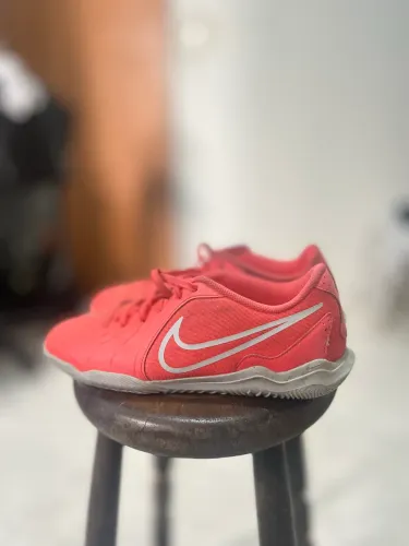 Chuteira Nike tiempo 10 