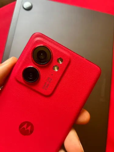Motorola Edge 40 red magenta 8gb 256gb