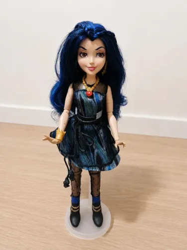 Boneca descendentes Evie 