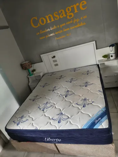 VENDO BASE E COLCHÃO ORTOBOM LIBERTY QUEEN sem Defeitos 