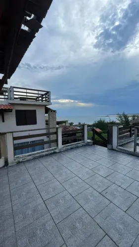 Imóvel para venda tem 500 metros quadrados com 8 quartos em Farol de Santa Marta - Laguna