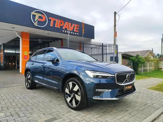 Volvo XC-60 T-8 Ultimate 2.0 AWD (híbrido) 2024