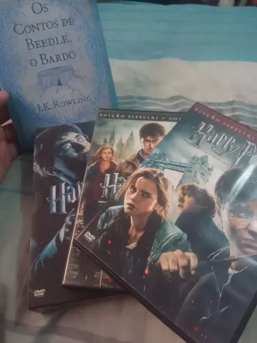 DVD HARRY POTTER - COLEÇÃO DEFINITIVA + LIVRO BEEDLE O BARDO