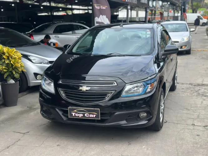 Chevrolet Onix Hatch LT 1.0 8V Flex Power Mec. 4P 2013