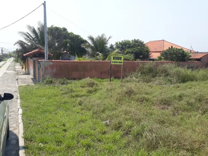 Lindo terreno frente a praia Saquarema - RJ !!!