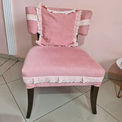 Poltrona Cor de Rosa