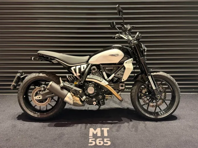 DUCATI SCRAMBLER ICON