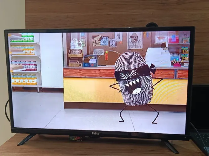 Tv samart 32 polegadas seminova