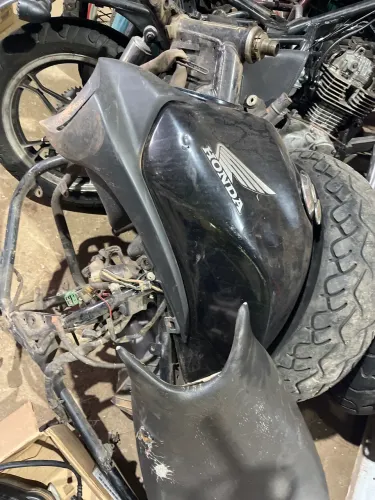 Honda cb300 sucata 