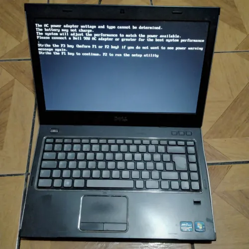 Dell vostro i7 memória 2gb hd 320 sem bateria, para técnico