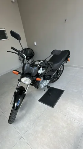 Vendo uma moto Honda/CG 150 FAN ESI 2011/2011
