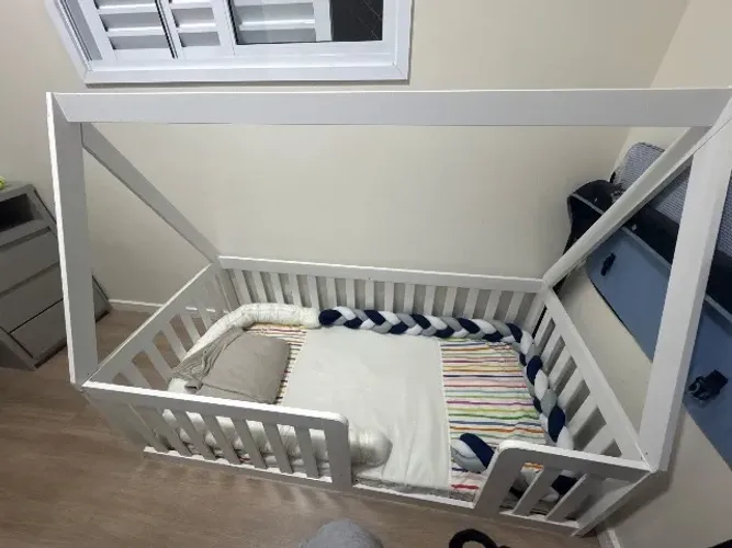 Cama Infantil montessoriana com colchão