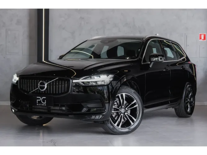 Volvo XC-60 XC 60 D-5 Momentum 2.0 AWD Diesel 5P 2020