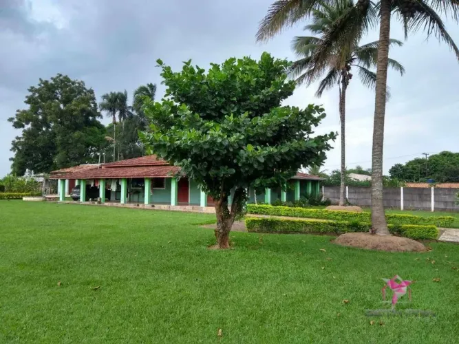 Rancho com 3 dormitórios à venda, 264 m² por R$ 600.000,00 - Taquari Ponte - Leme/SP