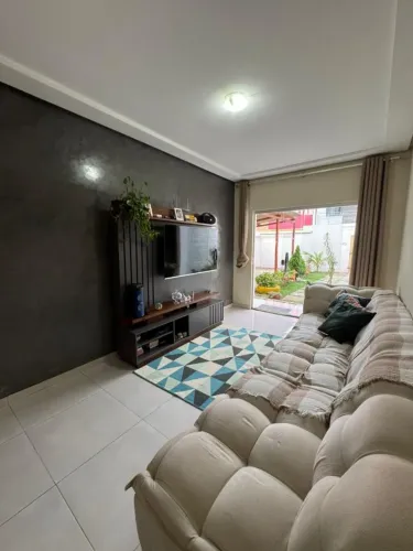 Casa de 3/4 à venda no bairro primavera