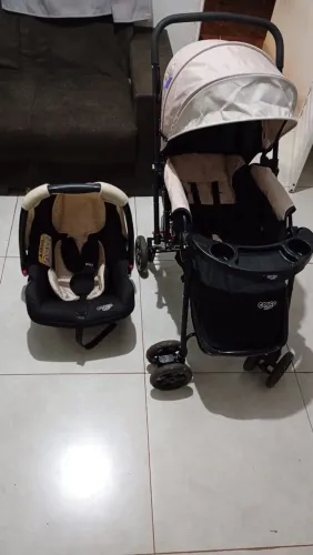 Carrinho de bebê