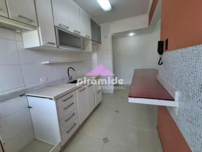 Apartamento à venda 520.000,00 e locação 3.000,00, Centro, Caraguatatuba, SP
