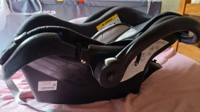 Bebê Conforto e carrinho de bebê