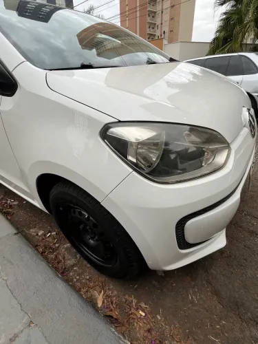 Volkswagen Up! Take 1.0 T. Flex 12V 3P 2015