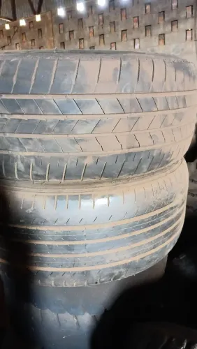 Pneus semi novos