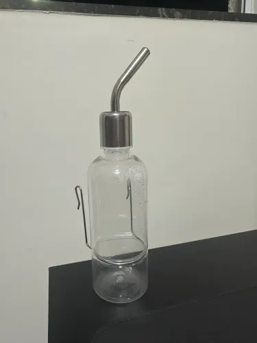 Bebedouro para pet gaiola cercado 