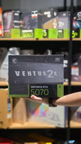 Placa de Vídeo MSI Ventus 2x RTX 5070 - Nova e Lacrada