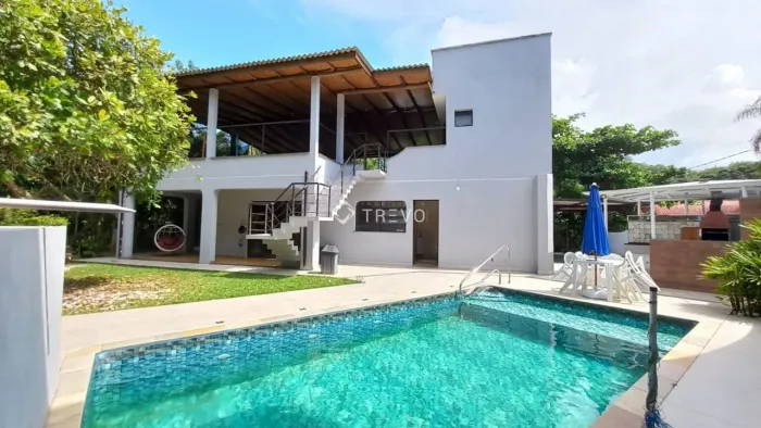 CASA EM CONDOMÍNIO FECHADO À VENDA 6 DORM, 4 WC, 7 VAGAS EM BERTIOGA/SP
