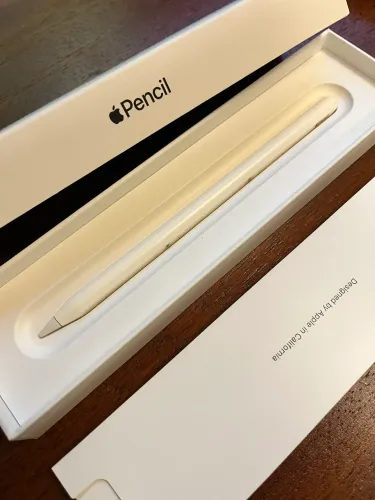 Apple Pencil 2a Geração na Caixa