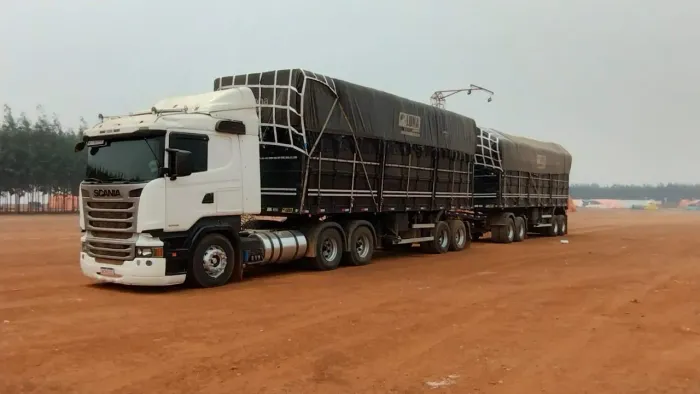 Scania R440 6X4