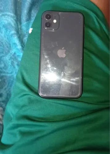 iPhone 11 em perfeito estado 
