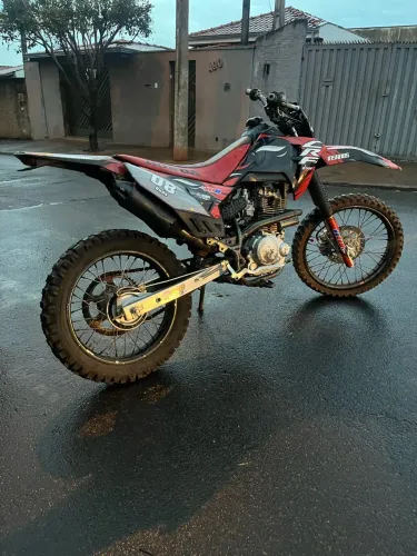 Moto de trilha