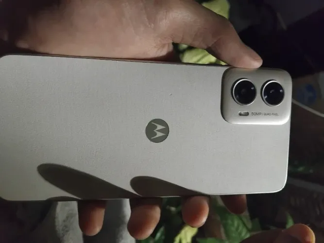 Moto g34, 256gb 8 de ram, mais 8 de memória expansiva