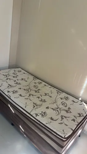 Estou VENDENDO cama box em Ilheus