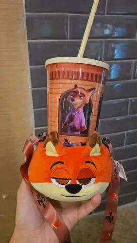Copo Cinemark Zootopia 2 Raposa Pelúcia