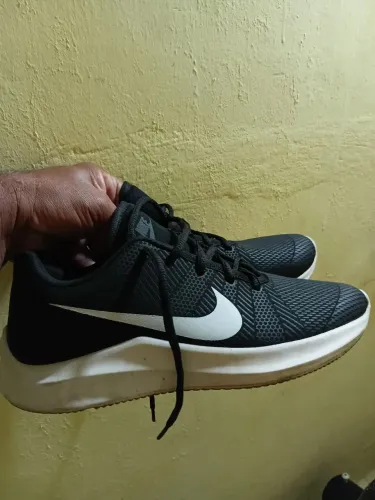 Tênis ? semi novo