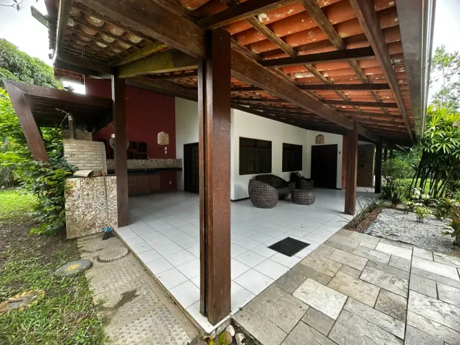 Casa para aluguel e venda com 184 metros quadrados com 4 quartos em - Aldeia