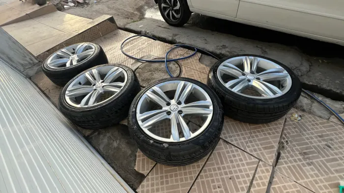 Rodas aro 17 modelo Tiguan 