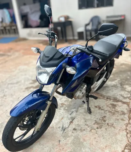 Vendo Fan 160 azul ano 2022