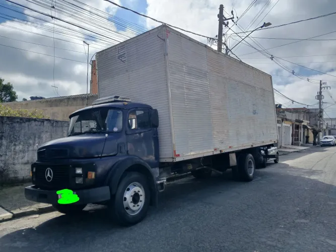 Vendo caminhão Mercedes 1113